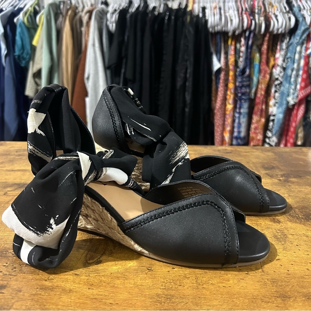 NIC+ZOE Brynn Espadrille Wedge Wrap in Black Size 6.5